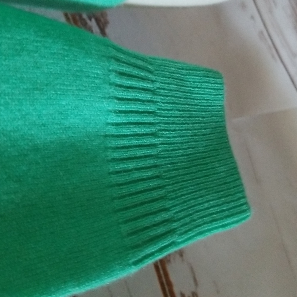 Pure Collection Cashmere Sweater - Picture 4 of 10